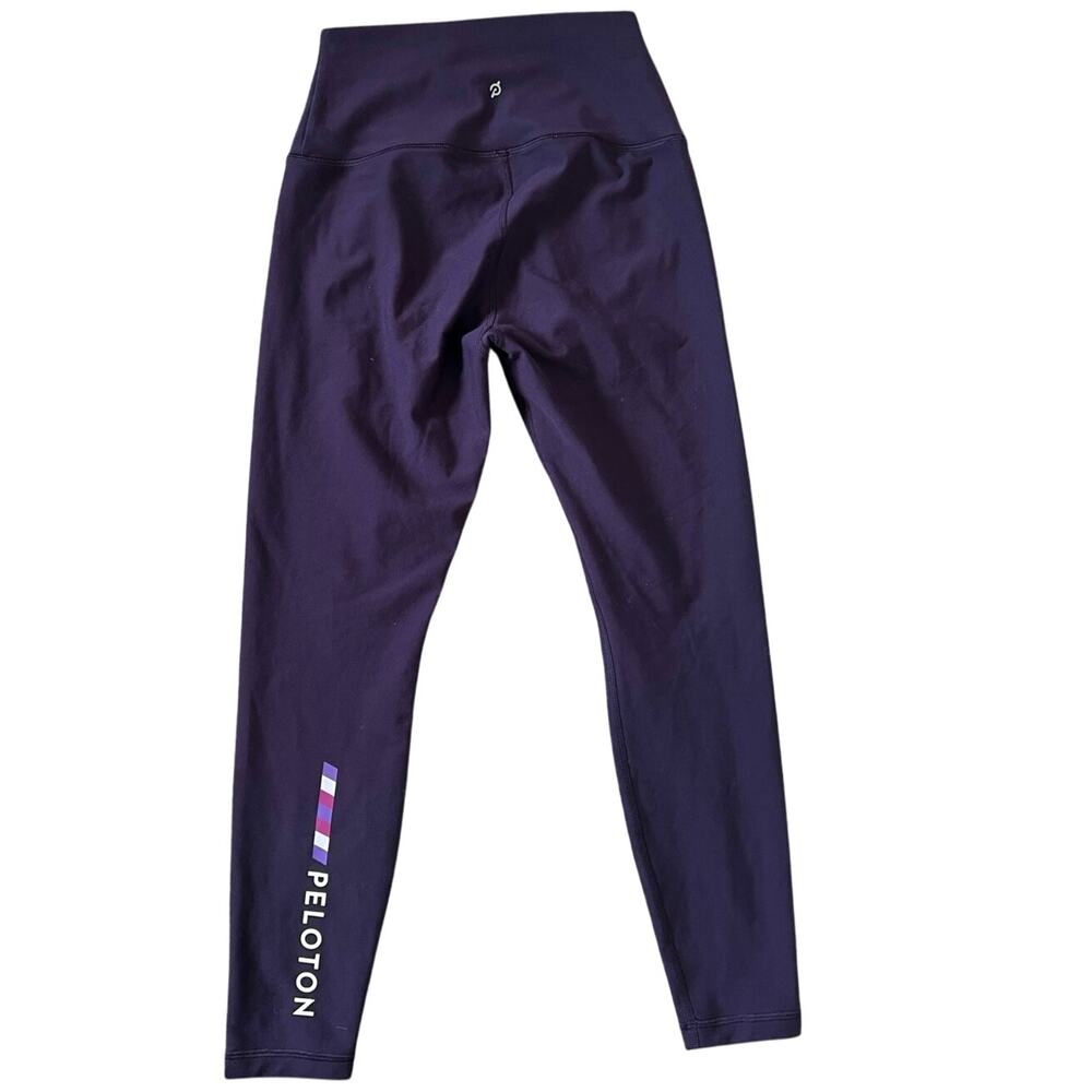 Peloton purple leggings size Small
